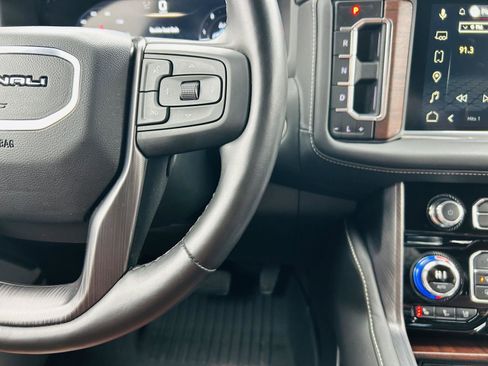 Used 2024 GMC Yukon Denali Ultimate image 26