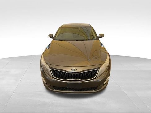 Used 2015 Kia Optima LX FWD image 1