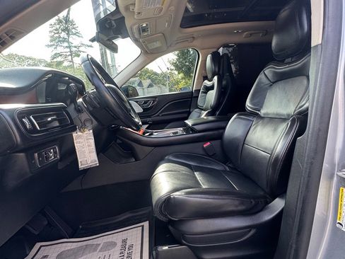 Used 2020 Lincoln Aviator Reserve w/ Equipment Group 202A image 22
