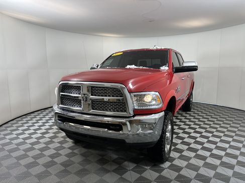 Used 2017 RAM 2500 Laramie image 2