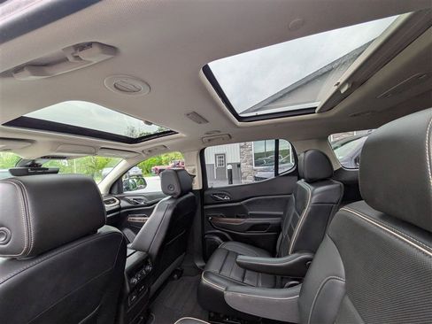 Used 2023 GMC Acadia Denali w/ Denali Ultimate Package AWD/4WD image 19