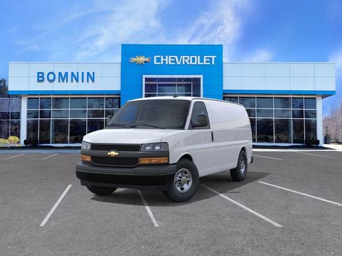 New 2025 Chevrolet Express 2500 w/ Driver Convenience Package image 8