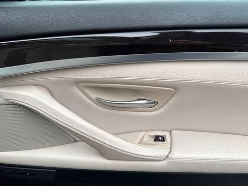 Used 2011 BMW 535i Sedan image 20