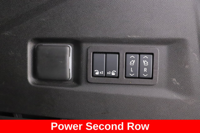 Used 2026 GMC Yukon Denali w/ Sun & Power Step Package AWD/4WD image 35