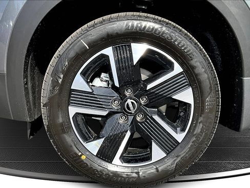 New 2026 Nissan Kicks SV w/ SV Premium Package AWD/4WD image 13