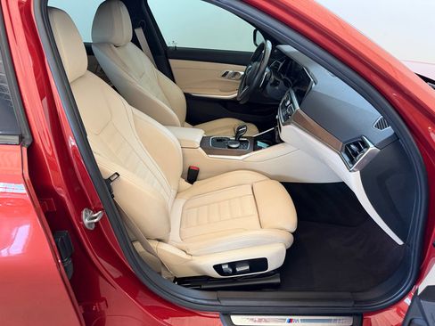 Used 2021 BMW 330i Sedan w/ Executive Package image 17