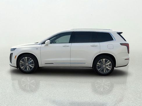 Used 2020 Cadillac XT6 Premium Luxury FWD image 4