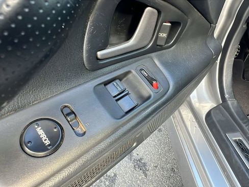 Used 2005 Honda S2000 image 15