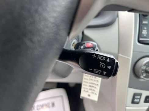 Used 2013 Toyota Corolla LE Special Edition image 26