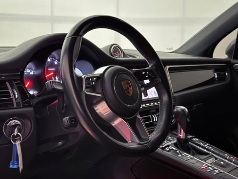 Used 2020 Porsche Macan S AWD/4WD image 21
