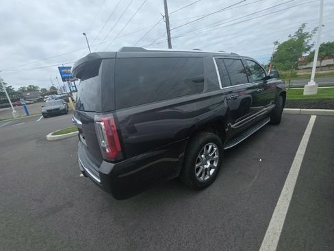 Used 2018 GMC Yukon XL Denali w/ Open Road Package AWD/4WD image 2