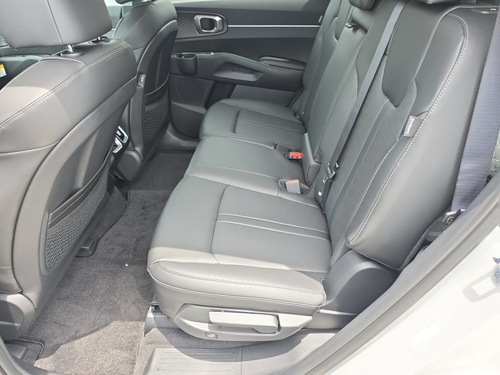New 2026 Kia Sorento S AWD/4WD image 16