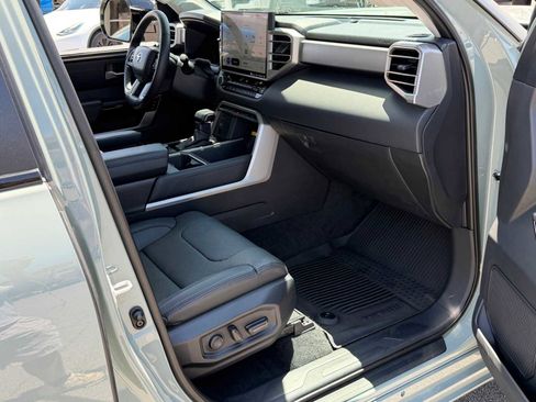 Used 2024 Toyota Tundra Limited w/ TRD Off-Road Package AWD/4WD image 31