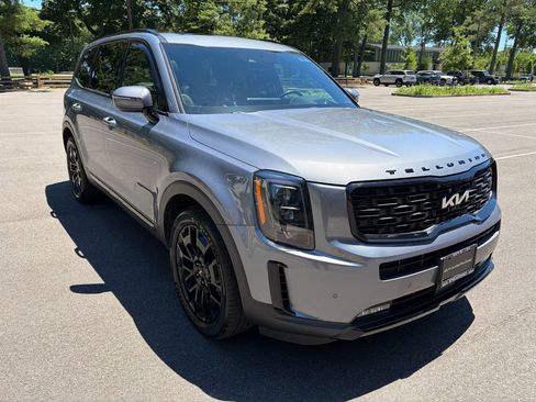 Used 2022 Kia Telluride SX w/ SX Prestige Package AWD/4WD image 1