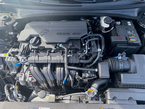New 2026 Hyundai Elantra Sport FWD image 22
