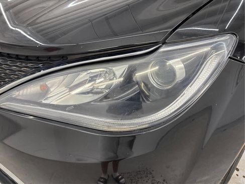 Used 2019 Chrysler Pacifica Touring-L FWD image 30