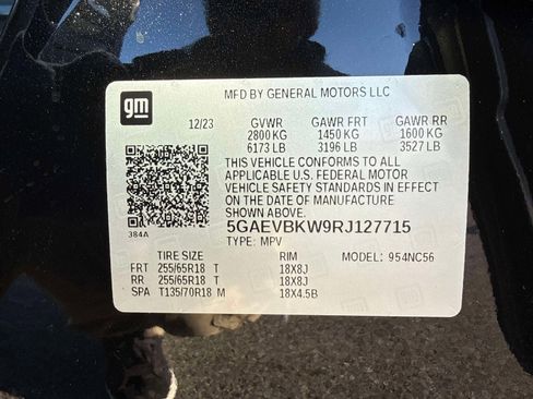 Used 2024 Buick Enclave Premium image 35