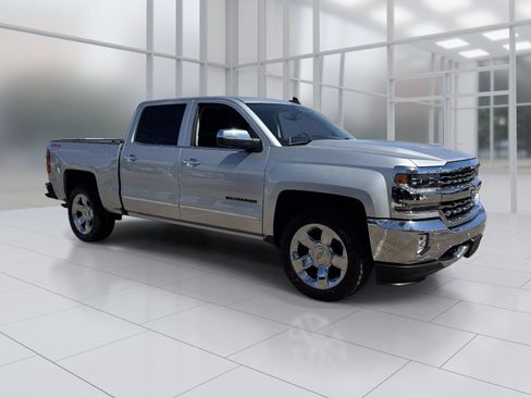 Used 2017 Chevrolet Silverado 1500 LTZ w/ Texas Edition AWD/4WD image 8