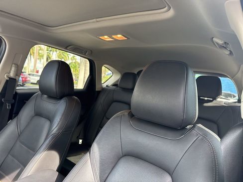 Used 2021 MAZDA CX-5 Touring w/ Touring Preferred SV Package image 18