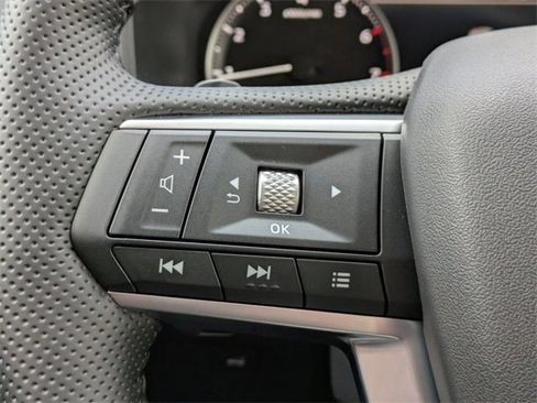 New 2026 Mitsubishi Outlander SE image 29