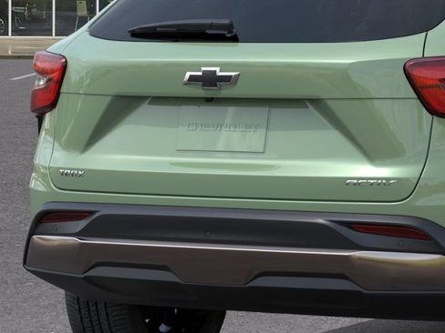 New 2026 Chevrolet Trax ACTIV w/ Driver Confidence Package FWD image 14