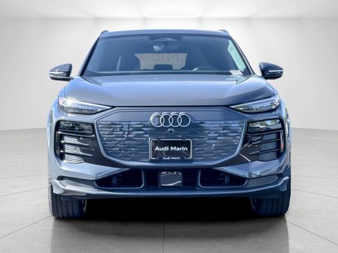 New 2025 Audi Q6 e-tron Premium Plus AWD/4WD image 8