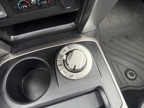 Used 2016 Toyota 4Runner Limited image 24