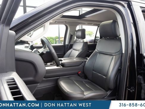 Used 2025 Ford Expedition Max Active AWD/4WD image 17