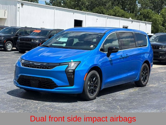New 2027 Chrysler Pacifica Select FWD image 30