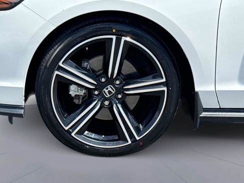 Certified 2023 Honda Accord Sport image 11