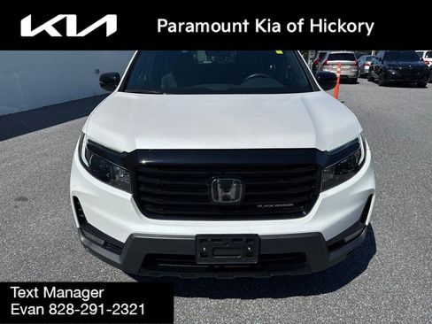 Used 2024 Honda Passport Black Edition image 2
