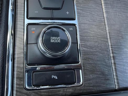 Used 2019 Ford Expedition Max Limited AWD/4WD image 45