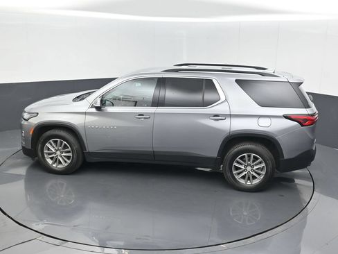 Used 2023 Chevrolet Traverse LT AWD/4WD image 15