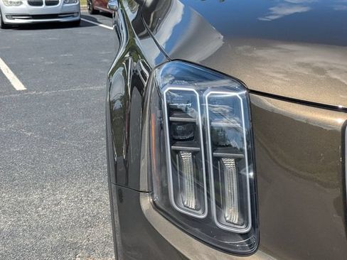 Used 2023 Kia Telluride S w/ S Sunroof Package FWD image 11
