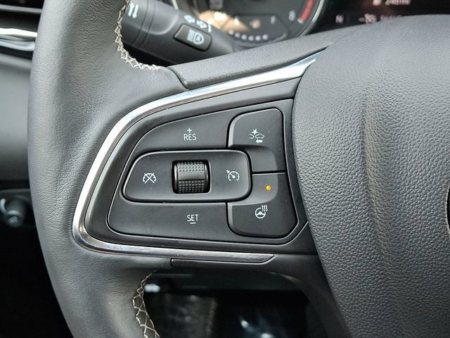 Used 2023 Buick Encore GX Essence FWD image 21