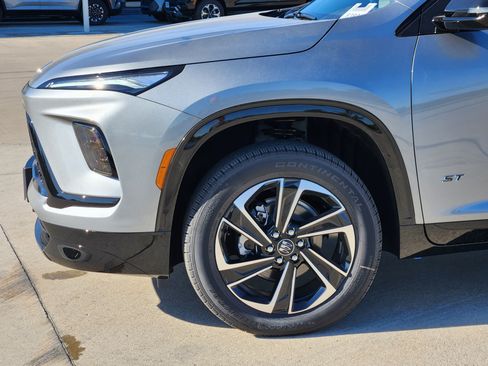 New 2026 Buick Enclave Sport Touring w/ Power Package image 5