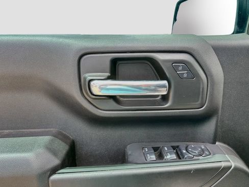 Used 2024 Chevrolet Silverado 1500 Custom AWD/4WD image 9
