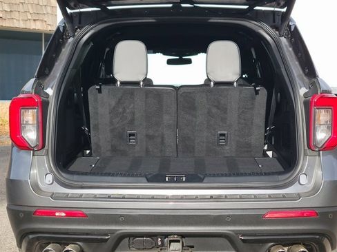 Used 2022 Ford Explorer ST w/ Equipment Group 401A image 15