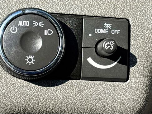 Used 2016 Chevrolet Traverse LS image 11