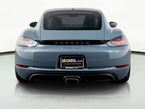 Used 2017 Porsche 718 Cayman Base image 11