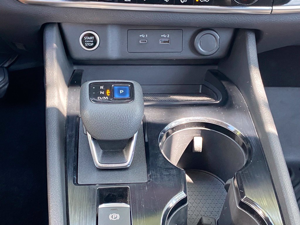 Used 2022 Nissan Rogue SV FWD image 23