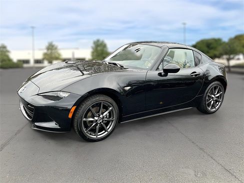 Used 2017 MAZDA MX-5 Miata RF Grand Touring image 28