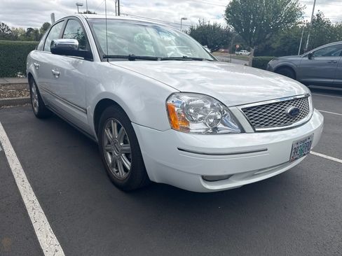 Used 2006 Ford Five Hundred Limited FWD image 2
