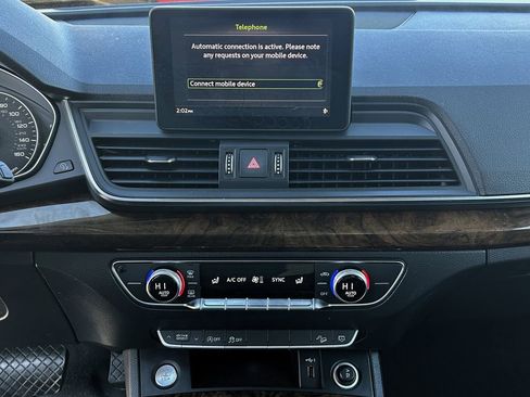 Used 2018 Audi Q5 2.0T Premium image 14