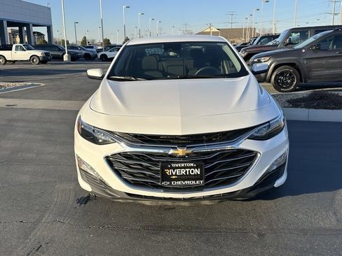 Used 2024 Chevrolet Malibu LT image 34