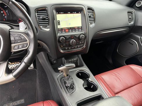 Used 2020 Dodge Durango SRT w/ Technology Group AWD/4WD image 30