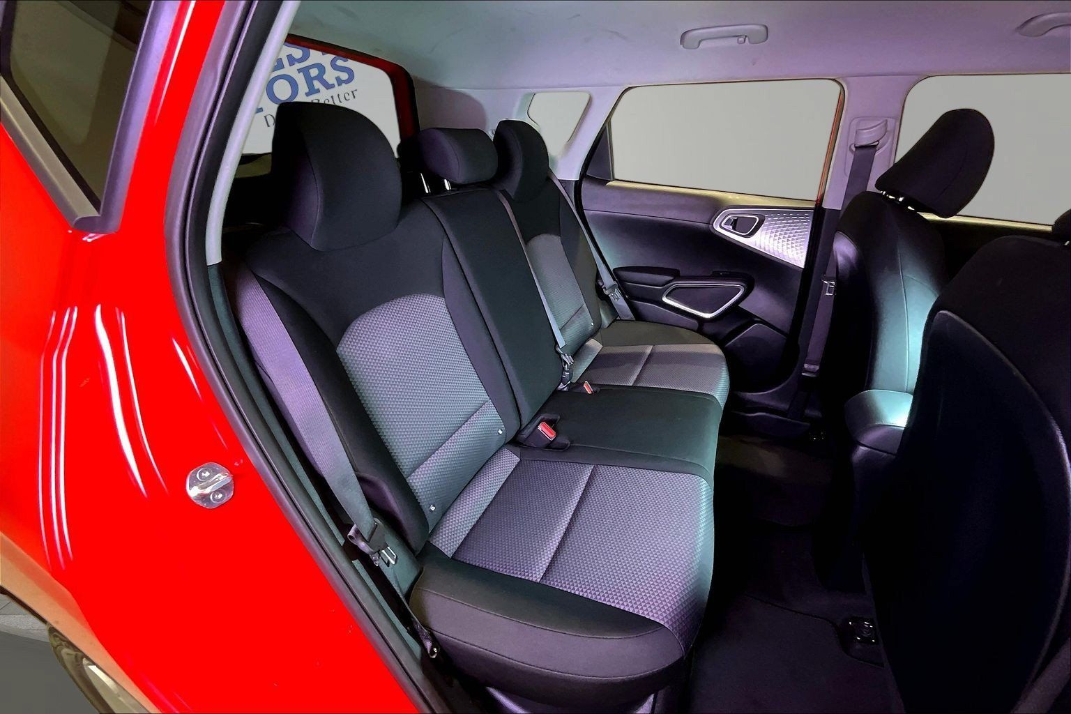Used 2025 Kia Soul LX w/ LX Technology Package FWD image 24