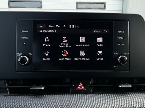 Used 2025 Kia Sportage LX image 28