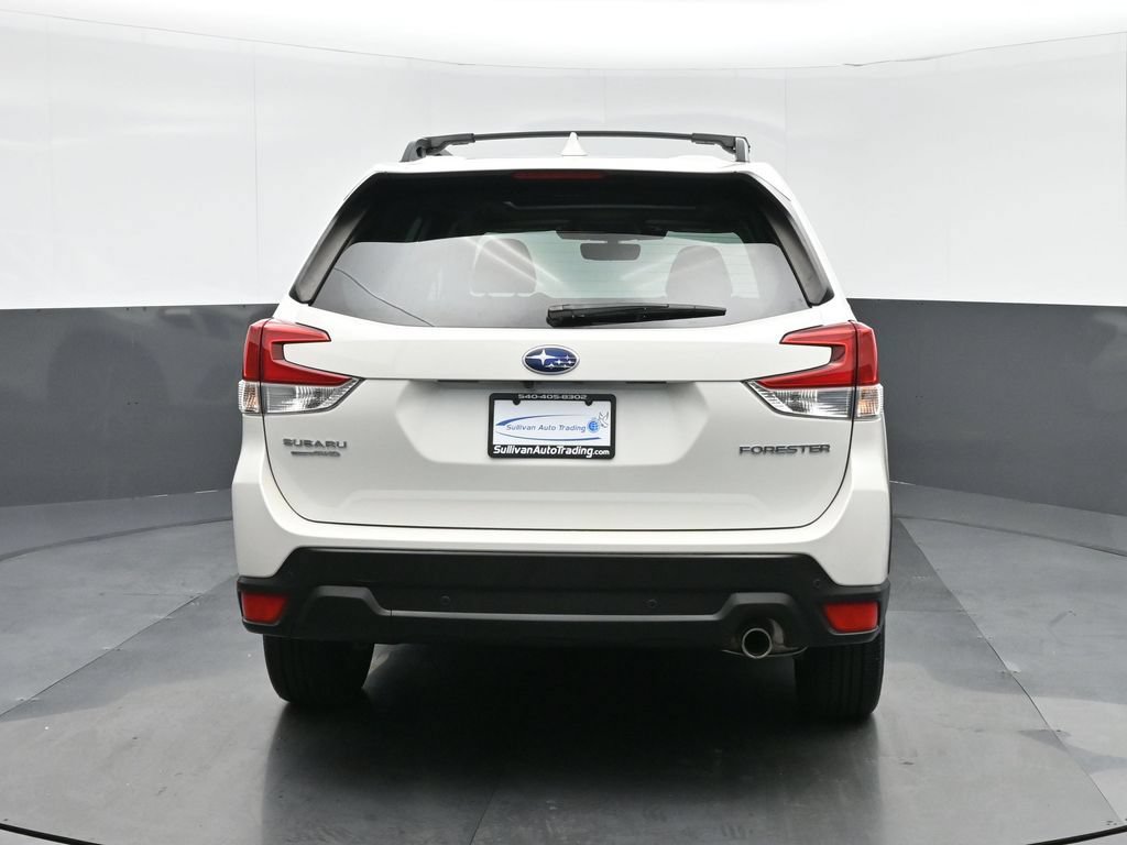 Used 2022 Subaru Forester Limited AWD/4WD image 6