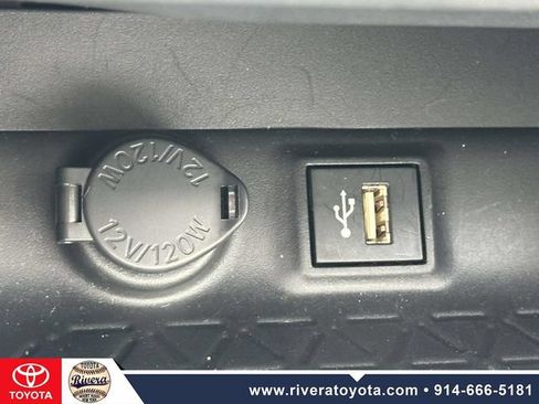 Used 2023 Toyota RAV4 XLE w/ Convenience Package AWD/4WD image 30